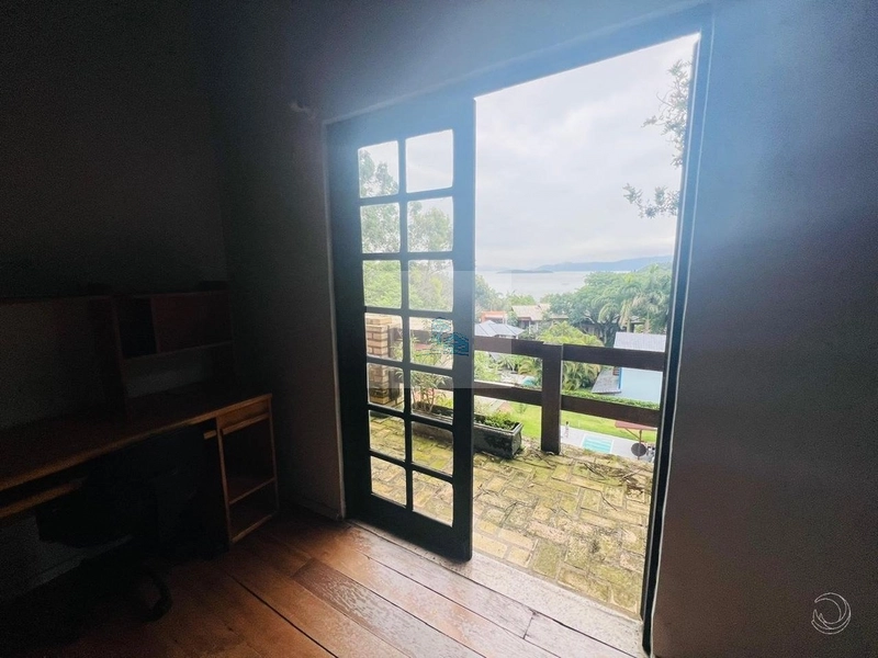 Casa residencial no bairro Sambaqui, Florianópolis.: 9ª foto da galeria de imagens do imóvel