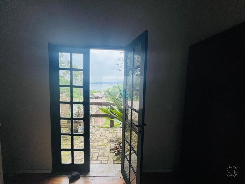 Casa residencial no bairro Sambaqui, Florianópolis.: 8ª foto da galeria de imagens do imóvel
