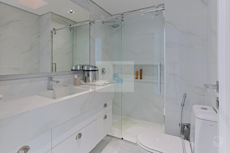 Casa em condomínio fechado com 5 suítes em Cacupé: 31ª foto da galeria de imagens do imóvel