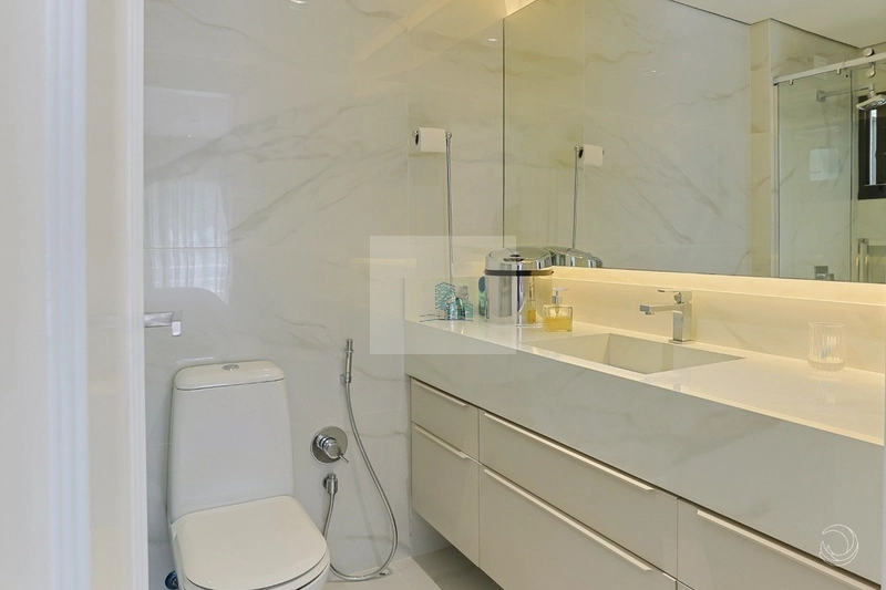 Casa em condomínio fechado com 5 suítes em Cacupé: 27ª foto da galeria de imagens do imóvel