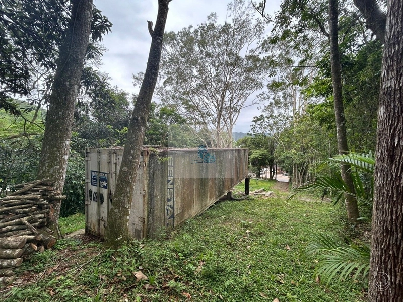 Terreno com 3.602,38m² em Cacupé: 3ª foto da galeria de imagens do imóvel