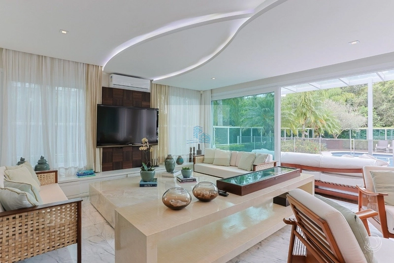 Casa Alto Padrão com 7 quartos em Jurerê Internacional: 2ª foto da galeria de imagens do imóvel