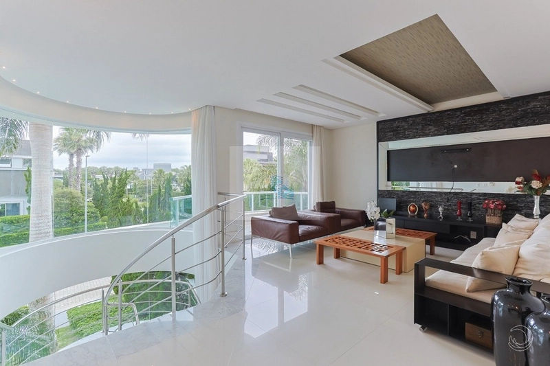 Casa Alto Padrão com 7 quartos em Jurerê Internacional: 16ª foto da galeria de imagens do imóvel