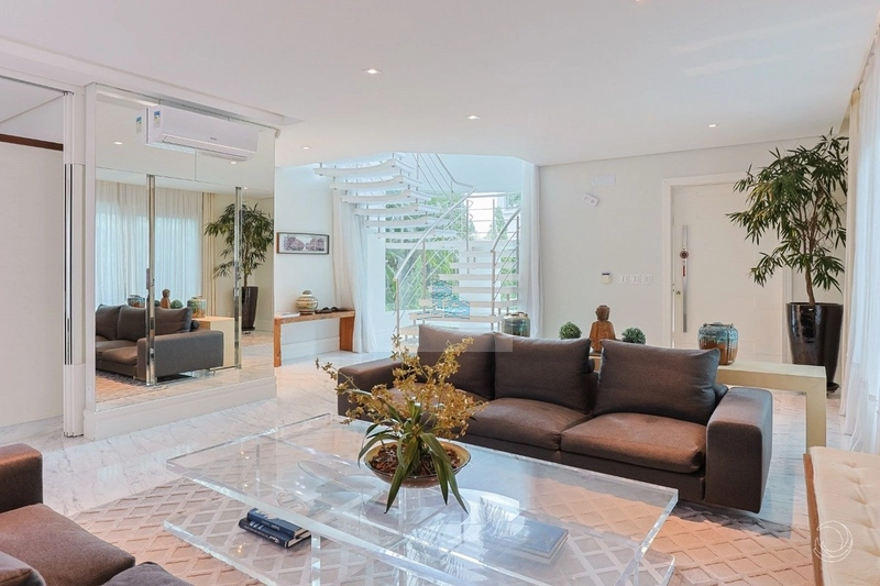 Casa Alto Padrão com 7 quartos em Jurerê Internacional: 6ª foto da galeria de imagens do imóvel