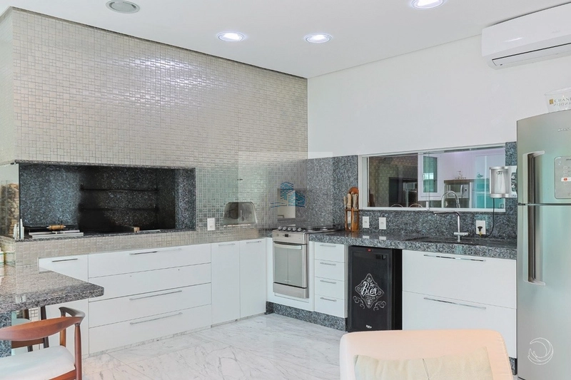 Casa Alto Padrão com 7 quartos em Jurerê Internacional: 13ª foto da galeria de imagens do imóvel