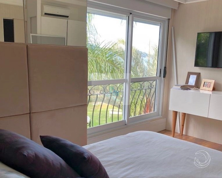 Casa com 3 suítes na Lagoa da Conceição: 15ª foto da galeria de imagens do imóvel