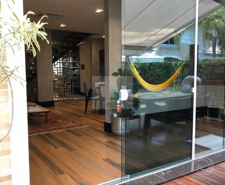 Casa com 3 suítes na Lagoa da Conceição: 5ª foto da galeria de imagens do imóvel