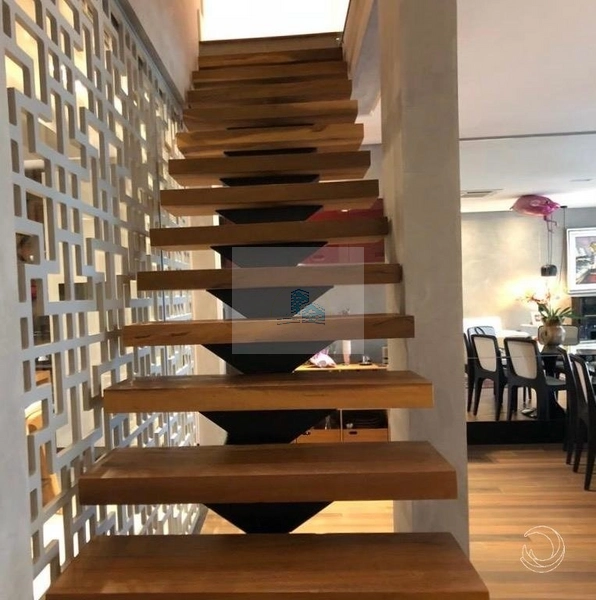 Casa com 3 suítes na Lagoa da Conceição: 12ª foto da galeria de imagens do imóvel