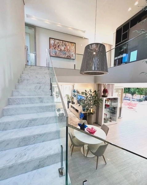 Casa Alto Padrão com 4 suítes em Cacupé: 16ª foto da galeria de imagens do imóvel