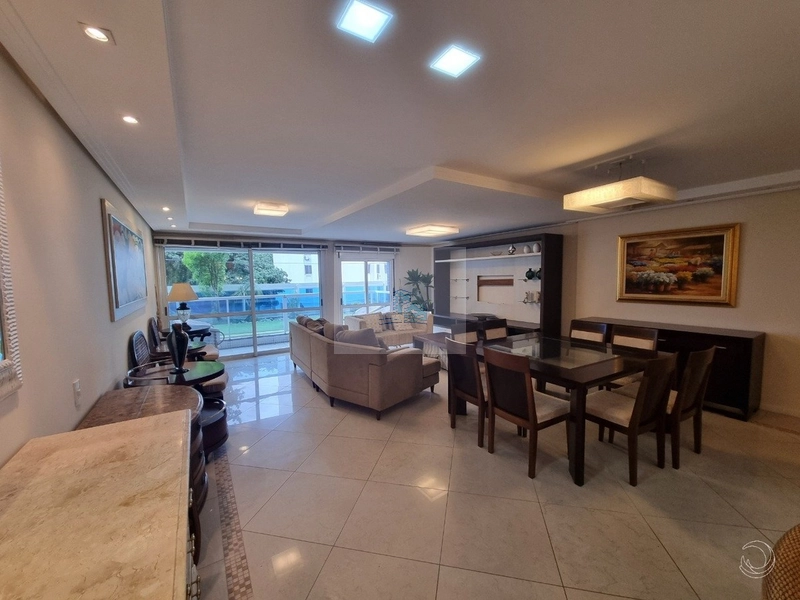 Apartamento com 3 suítes na Beira Mar Norte: 2ª foto da galeria de imagens do imóvel