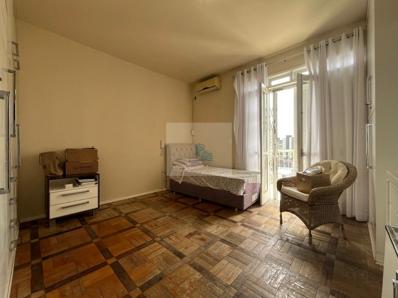 Excelente casa com 4 quartos no Centro - Florianópolis: 15ª foto da galeria de imagens do imóvel