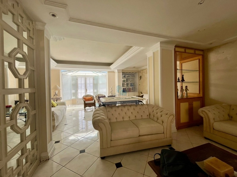 Excelente casa com 4 quartos no Centro - Florianópolis: 2ª foto da galeria de imagens do imóvel