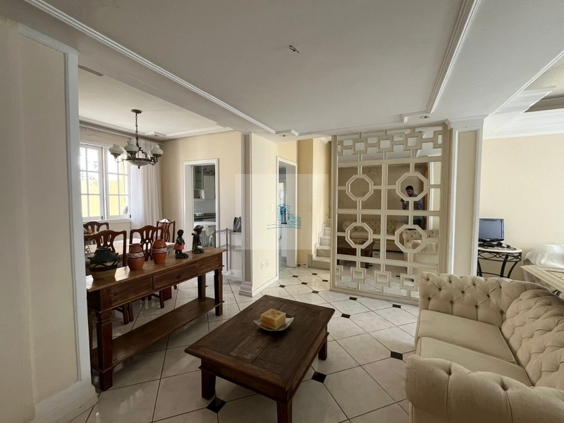 Excelente casa com 4 quartos no Centro - Florianópolis: 8ª foto da galeria de imagens do imóvel