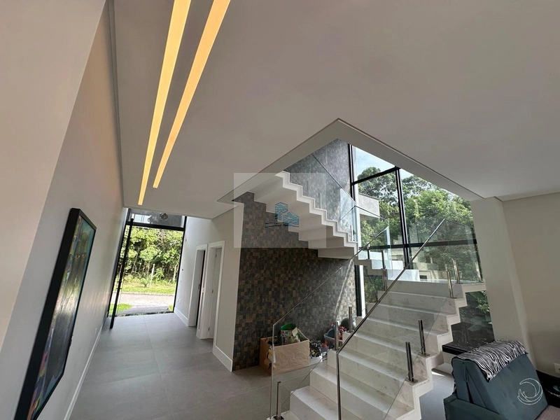 Casa Resdencial de 332m² com4 quartos em Cacupé: 14ª foto da galeria de imagens do imóvel
