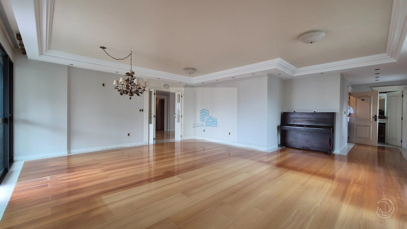 Apartamento com 3 quartos sendo 2 suítes no Centro de Florianópolis: 2ª foto da galeria de imagens do imóvel