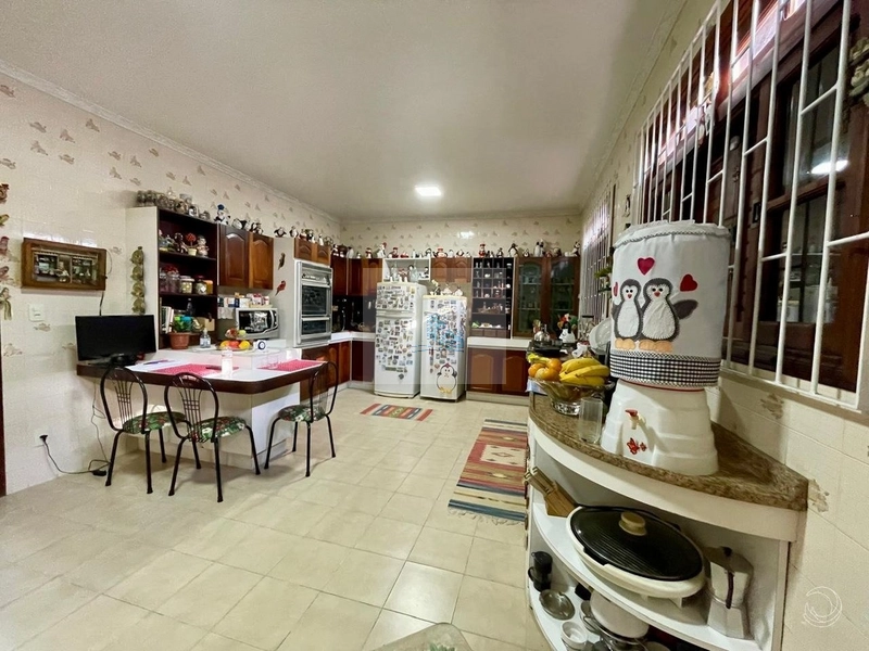 Casa com 4 quartos no bairro Coqueiros, Florianópolis.: 8ª foto da galeria de imagens do imóvel