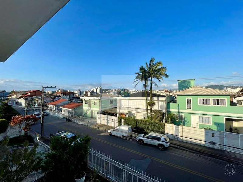 Casa com 4 quartos no bairro Coqueiros, Florianópolis.: 20ª foto da galeria de imagens do imóvel