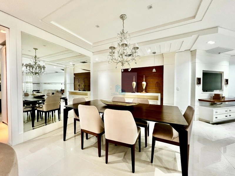 Apartamento com 3 suítes em Coqueiros: 11ª foto da galeria de imagens do imóvel