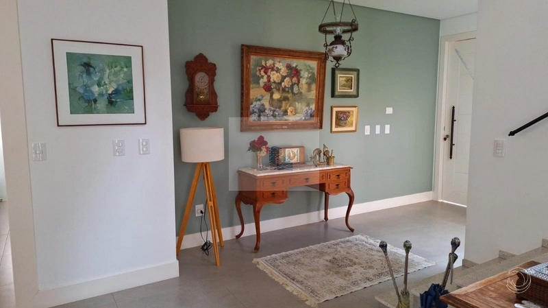 Casa residencial a venda , mobiliada e finamente decorada em Jurere: 17ª foto da galeria de imagens do imóvel