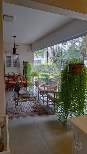 Casa residencial a venda , mobiliada e finamente decorada em Jurere: 9ª foto da galeria de imagens do imóvel
