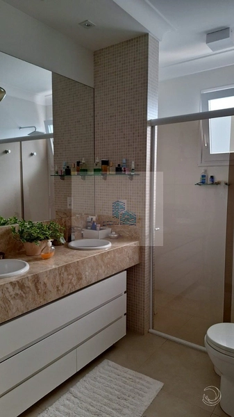 Casa residencial a venda , mobiliada e finamente decorada em Jurere: 15ª foto da galeria de imagens do imóvel