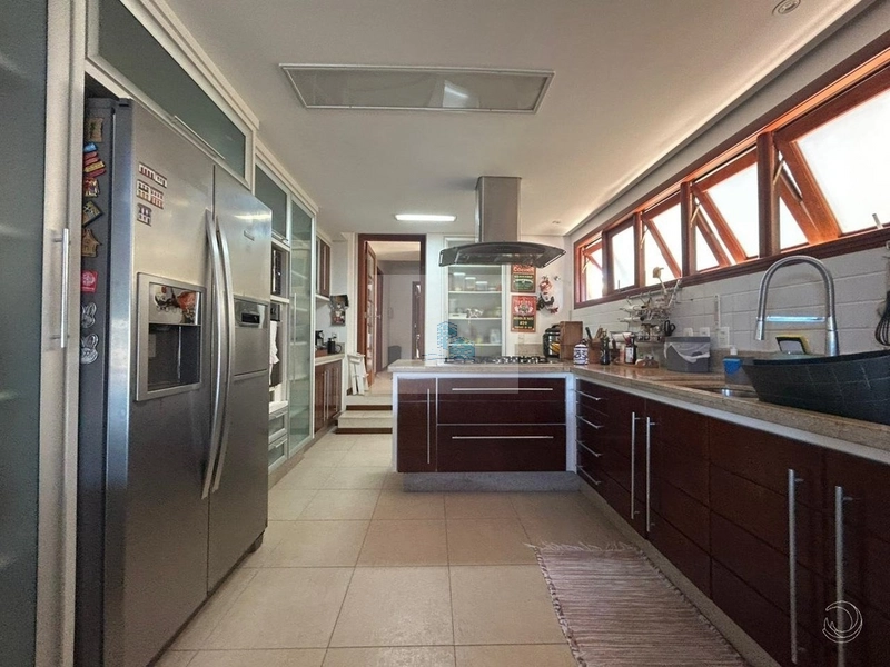 Casa Residencial de 530m² com 4 quartos no João Paulo: 4ª foto da galeria de imagens do imóvel