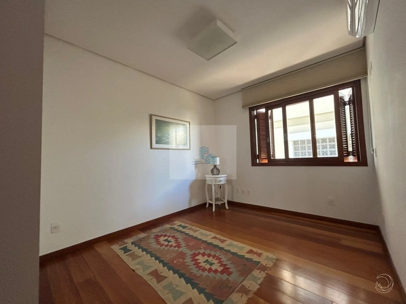 Casa Residencial de 530m² com 4 quartos no João Paulo: 17ª foto da galeria de imagens do imóvel