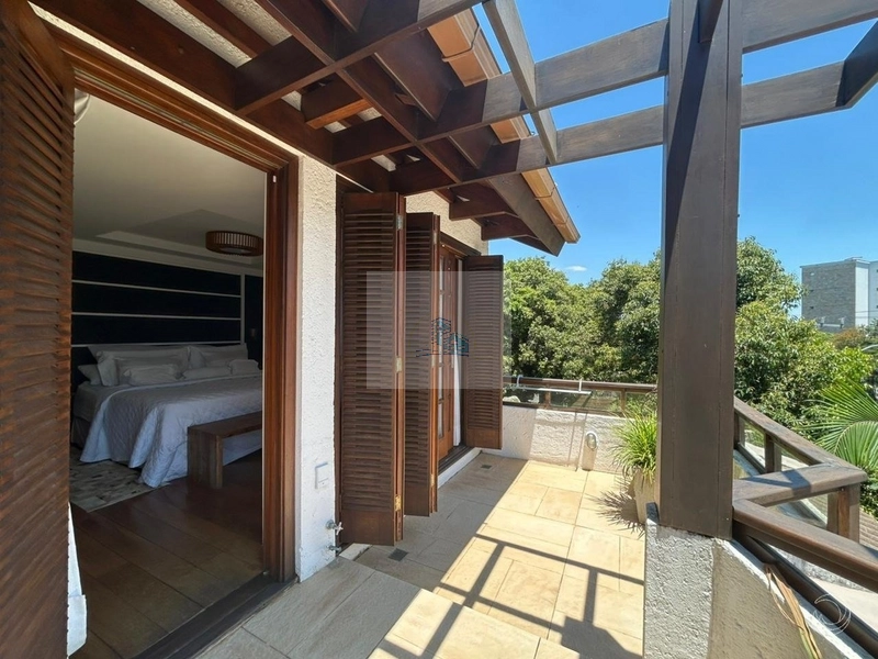 Casa Residencial de 530m² com 4 quartos no João Paulo: 11ª foto da galeria de imagens do imóvel
