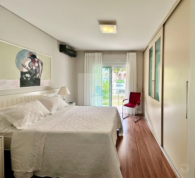 Casa Residencial com 4 quartos sendo 3 suítes e 540 m² na Praia Brava: 9ª foto da galeria de imagens do imóvel
