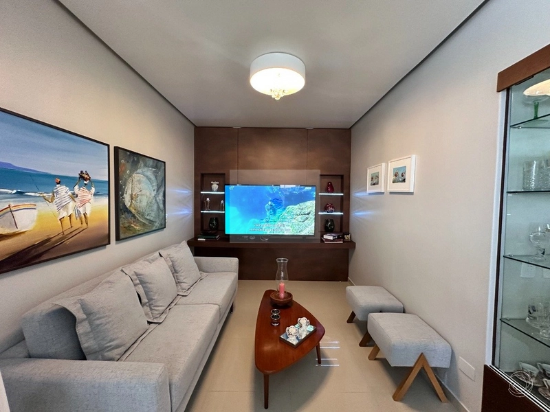 Casa Residencial com 4 quartos sendo 3 suítes e 540 m² na Praia Brava: 30ª foto da galeria de imagens do imóvel