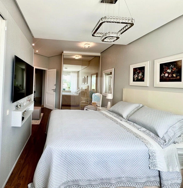 Casa Residencial com 4 quartos sendo 3 suítes e 540 m² na Praia Brava: 23ª foto da galeria de imagens do imóvel