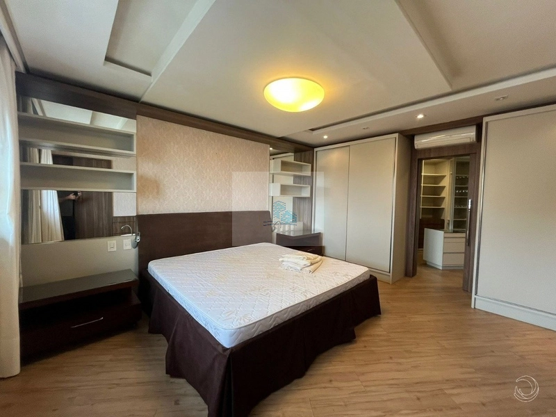 Apartamento com 3 suítes e 256,46 m² no Centro de Florianópolis: 21ª foto da galeria de imagens do imóvel