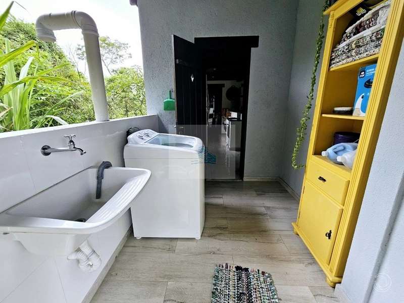Casa Residencial de 190m² com 3 quartos na Cachoeira do Bom Jesus: 19ª foto da galeria de imagens do imóvel