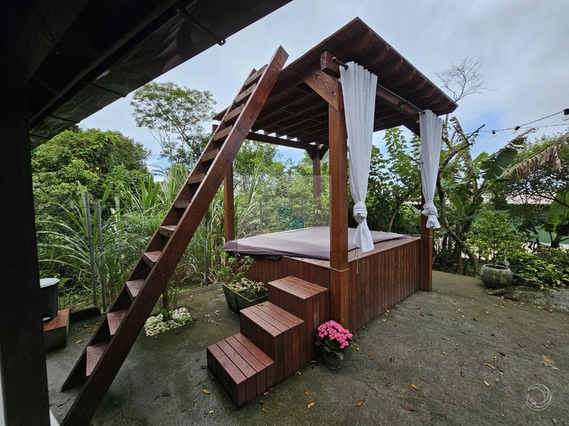Casa Residencial de 190m² com 3 quartos na Cachoeira do Bom Jesus: 17ª foto da galeria de imagens do imóvel