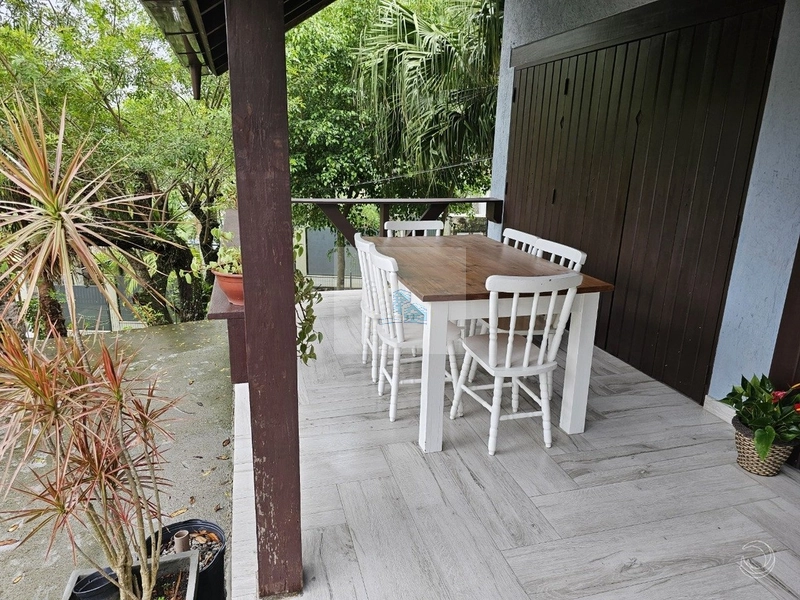 Casa Residencial de 190m² com 3 quartos na Cachoeira do Bom Jesus: 16ª foto da galeria de imagens do imóvel
