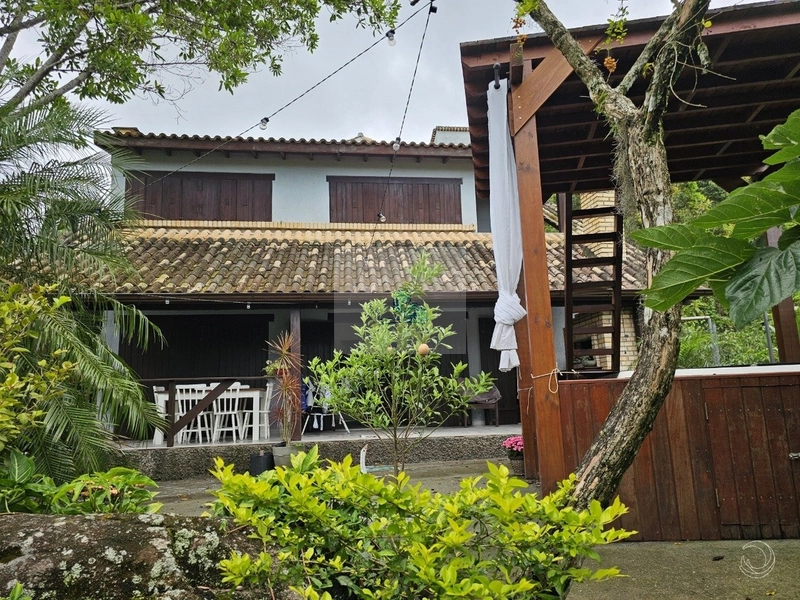 Casa Residencial de 190m² com 3 quartos na Cachoeira do Bom Jesus: 24ª foto da galeria de imagens do imóvel