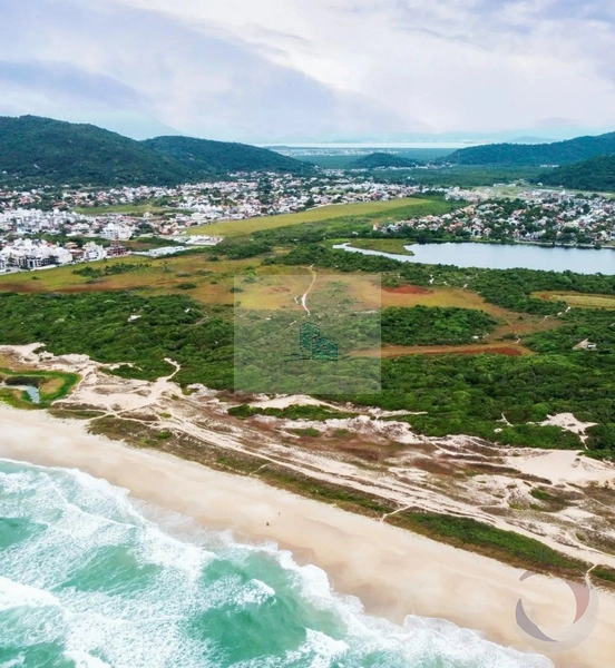 Terreno de 24364m² no bairro Rio Tavares: 7ª foto da galeria de imagens do imóvel