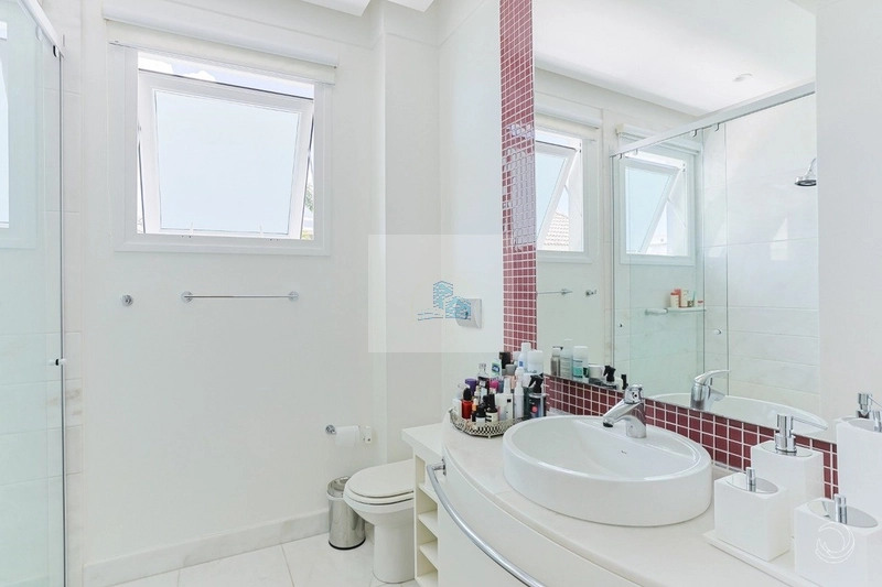 Mansão alto padrão com 1.086,00m² e 5 suítes em Jurerê Internacional: 16ª foto da galeria de imagens do imóvel