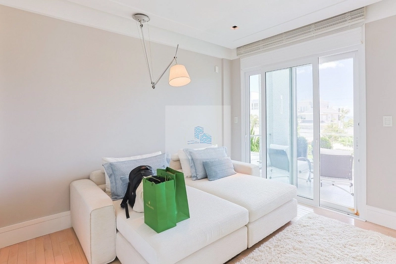 Mansão alto padrão com 1.086,00m² e 5 suítes em Jurerê Internacional: 11ª foto da galeria de imagens do imóvel