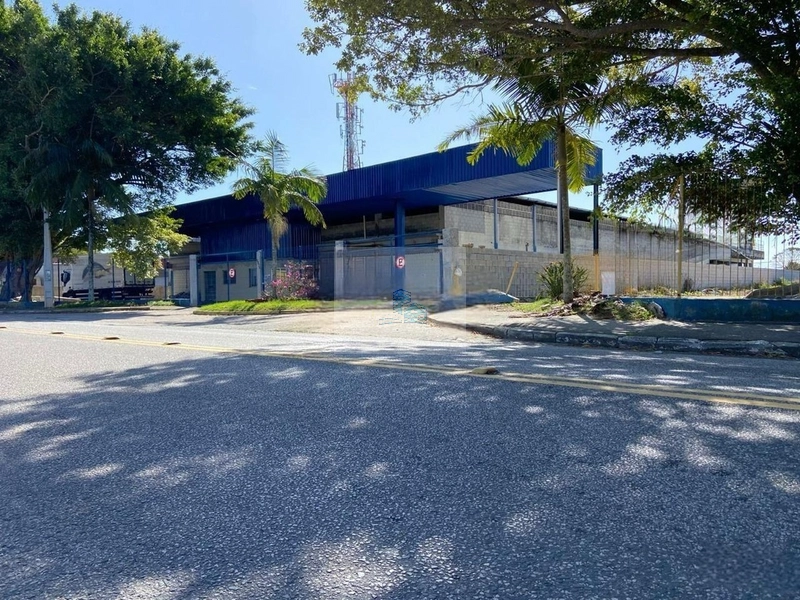 Galpão comercial à venda, 4475m² - Carianos - Florianópolis/SC: 2ª foto da galeria de imagens do imóvel