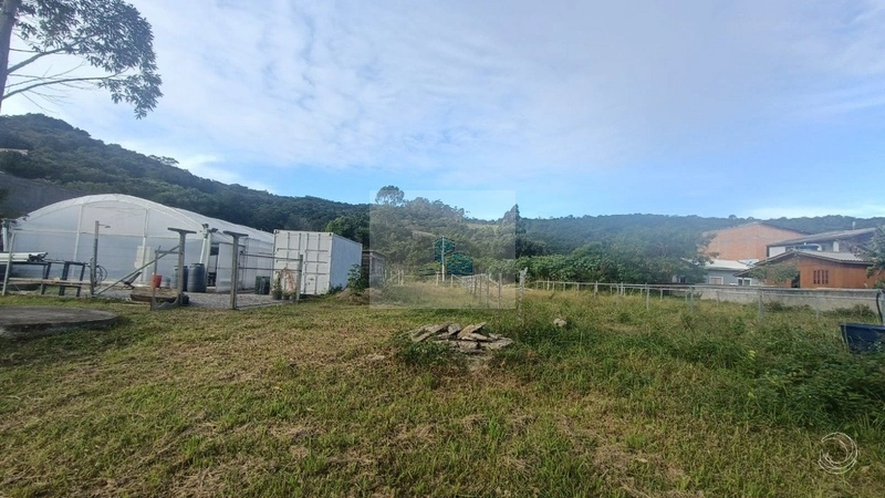 Terreno de 35100m² no bairro Cachoeira Do Bom Jesus: 4ª foto da galeria de imagens do imóvel