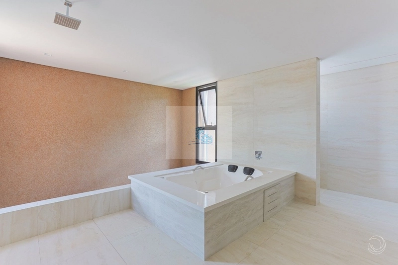 Casa Alto Padrão com 775,00m² e 6 suites em Jurerê Internacional: 12ª foto da galeria de imagens do imóvel