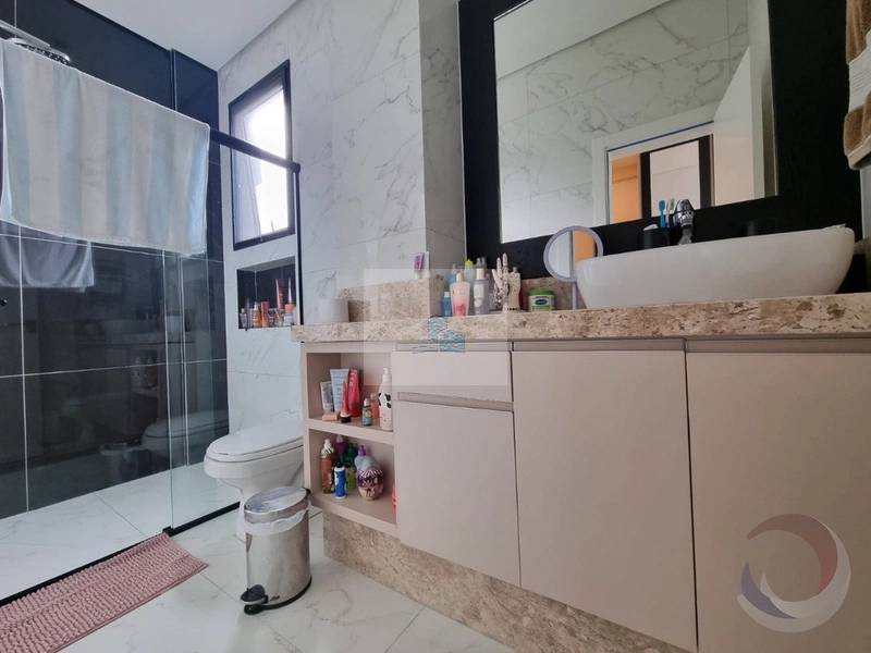 Casa Residencial de 6 dormitórios Lagoa Conceição: 48ª foto da galeria de imagens do imóvel