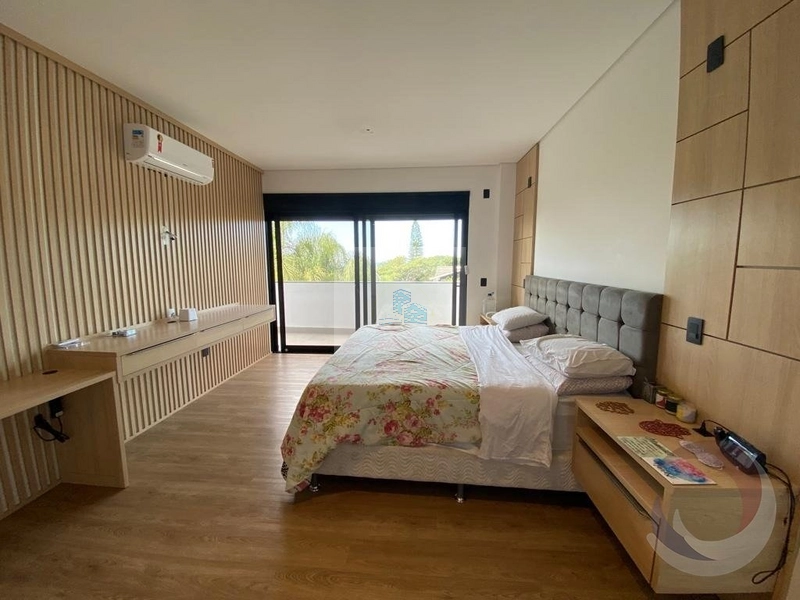Casa Residencial de 6 dormitórios Lagoa Conceição: 21ª foto da galeria de imagens do imóvel