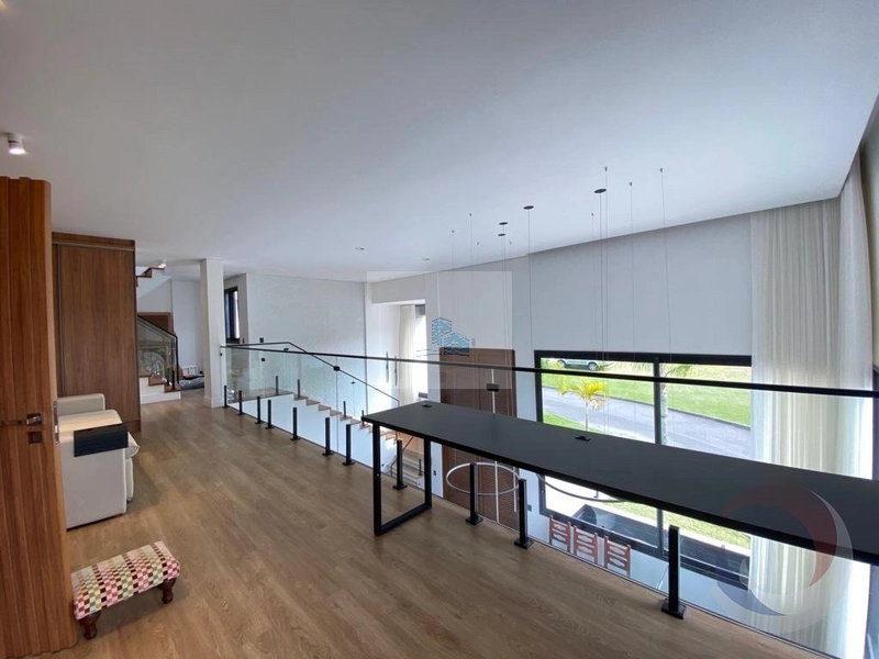 Casa Residencial de 6 dormitórios Lagoa Conceição: 20ª foto da galeria de imagens do imóvel