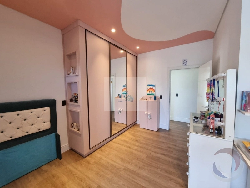 Casa Residencial de 6 dormitórios Lagoa Conceição: 28ª foto da galeria de imagens do imóvel
