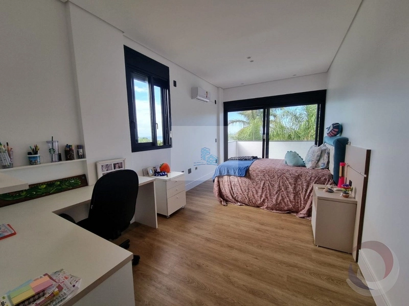 Casa Residencial de 6 dormitórios Lagoa Conceição: 31ª foto da galeria de imagens do imóvel