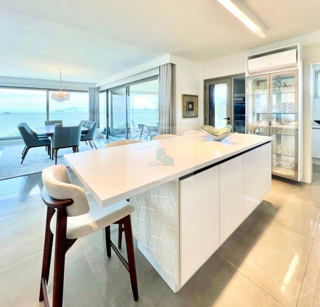 Apartamento com 309,71m², 4 suítes e 3 vagas na Beira Mar: 23ª foto da galeria de imagens do imóvel