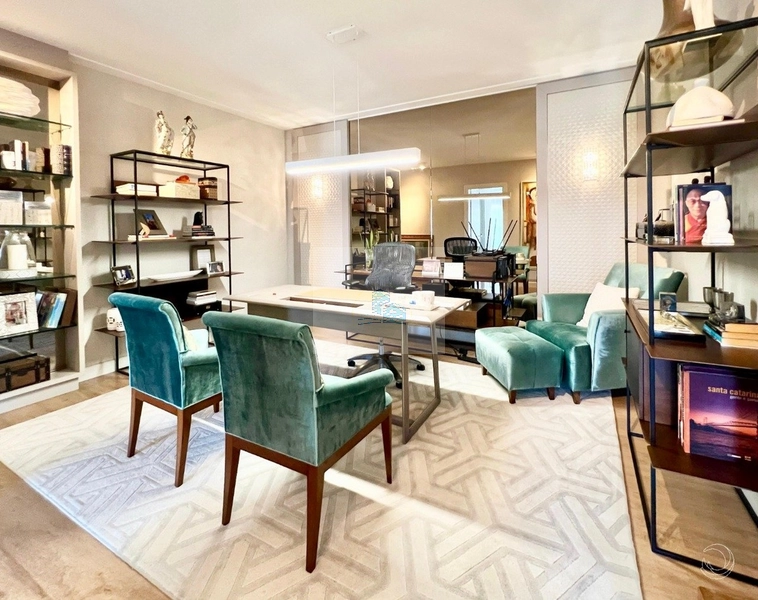 Apartamento com 309,71m², 4 suítes e 3 vagas na Beira Mar: 10ª foto da galeria de imagens do imóvel