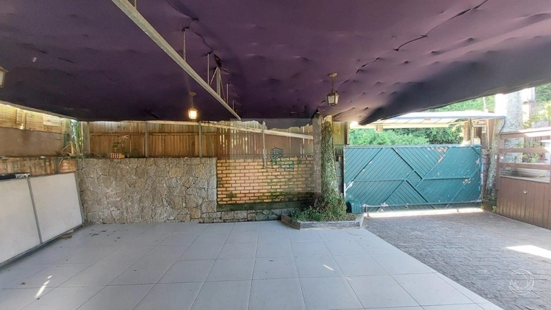 Hotel/Pousada de 2640m² no bairro Lagoa Da Conceição: 3ª foto da galeria de imagens do imóvel